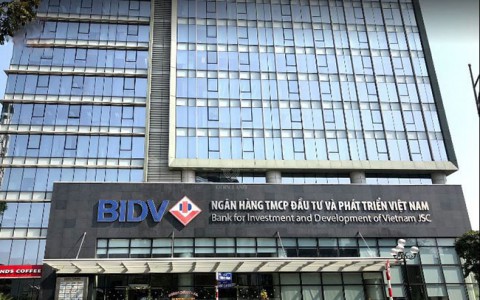 Giải quyết bài toán nợ xấu ngày càng tăng, BIDV bán khoản nợ 1.000 tỷ đồng của công ty xuất nhập khẩu gạo Phụng Hoàng, nợ xấu có khả năng mất vốn lên đến 13.776 tỷ đồng